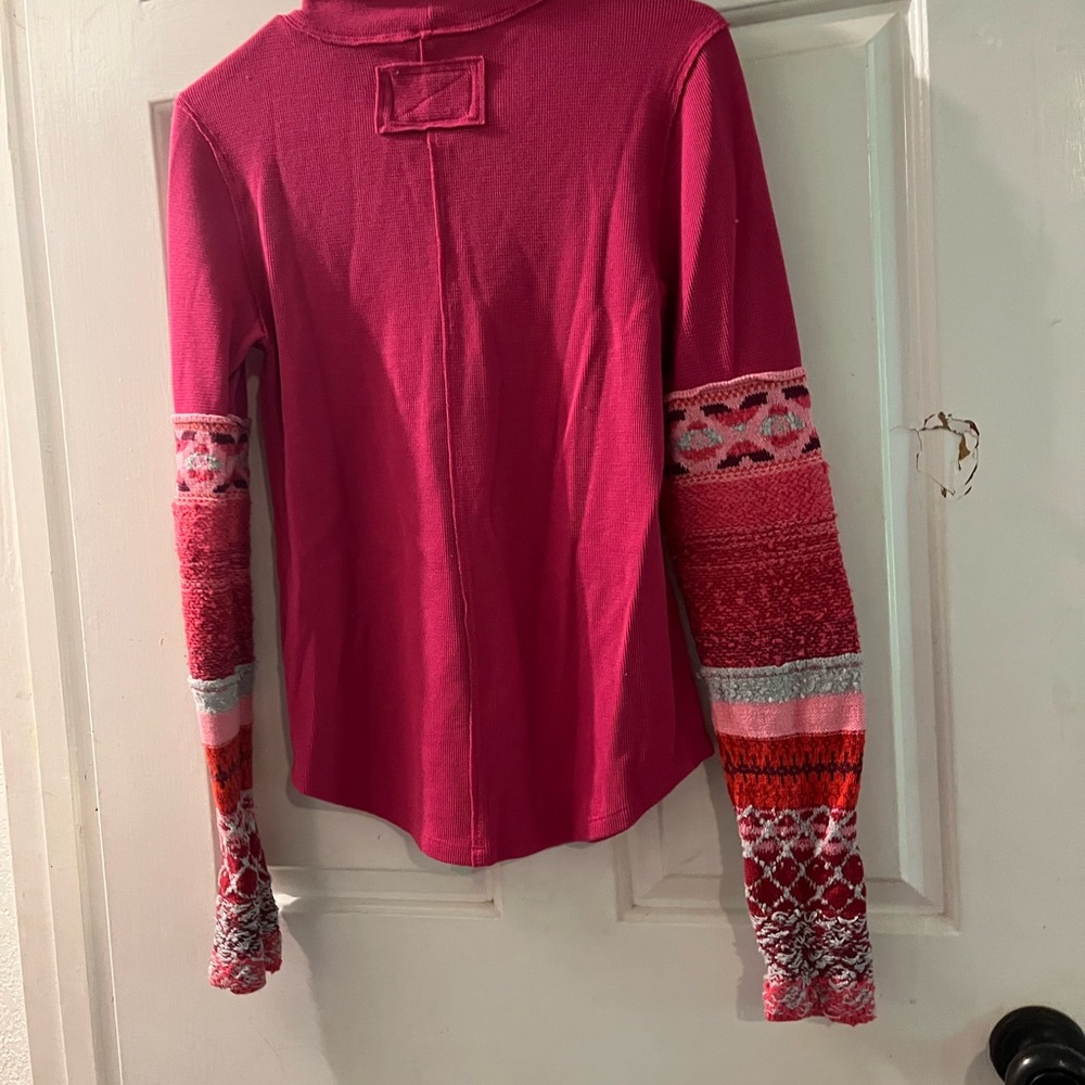 Free People Red Fitted Long Sleeve Sweater - Picture 2 of 2